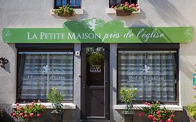 La Petite Maison Pres De L'Eglise